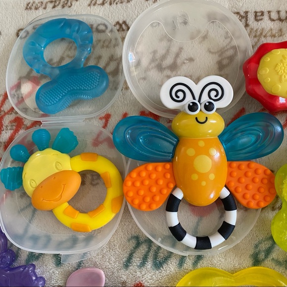 Non Toxic Teether, Spoon & Rattle Bundle - Picture 5 of 8